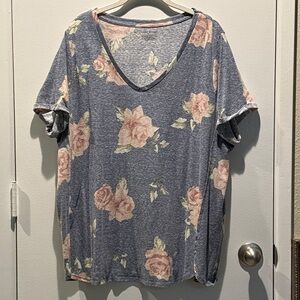 Lane Bryant Gray Floral Short Sleeve Tee
